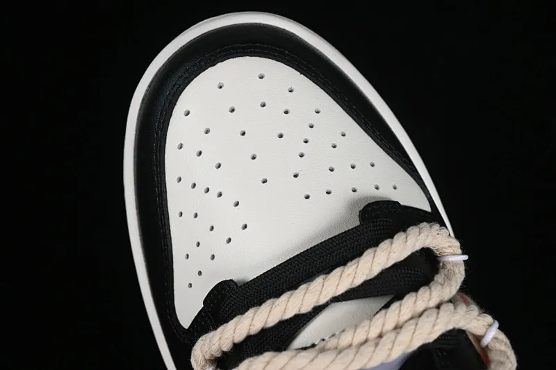 All categories Nk SB Dunk series Nk SB Dunk Low low-top sneakers Nk Dunk Low Fire Heart Scottish distressed panda beige SB deconstructed strap low-top casual sneakers DD1391-100
